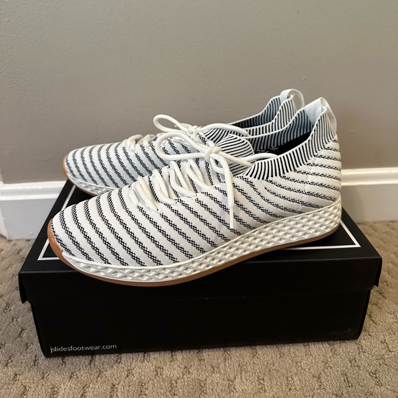 Black & White Stripe Opy J/Slides - 9 - Picture 2 of 8